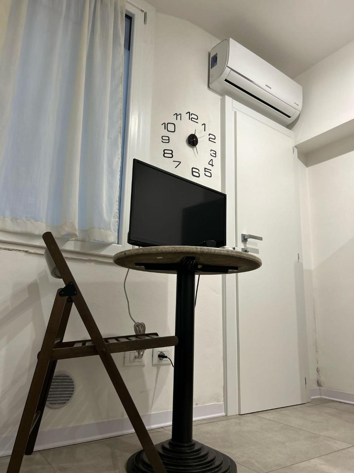 Appartamento Roma Parma Buitenkant foto